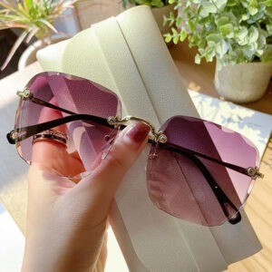 แว่นกันแดด กรอบแว่นตาสี่เหลี่ยมใหญ่ ป้องกันรังสี UV แว่นกันแดดชายหาด แว่นตาแฟชั่นยอดนิยม เลนส์สีชมพู